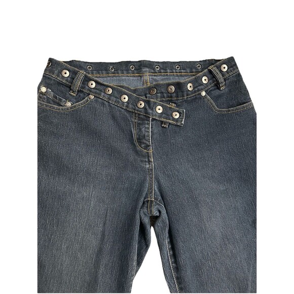 No Boundaries Denim - Women's Low Rise 90's Y2K Studded Crossover Waistband Flare Dark Jeans Sz 31 / 9